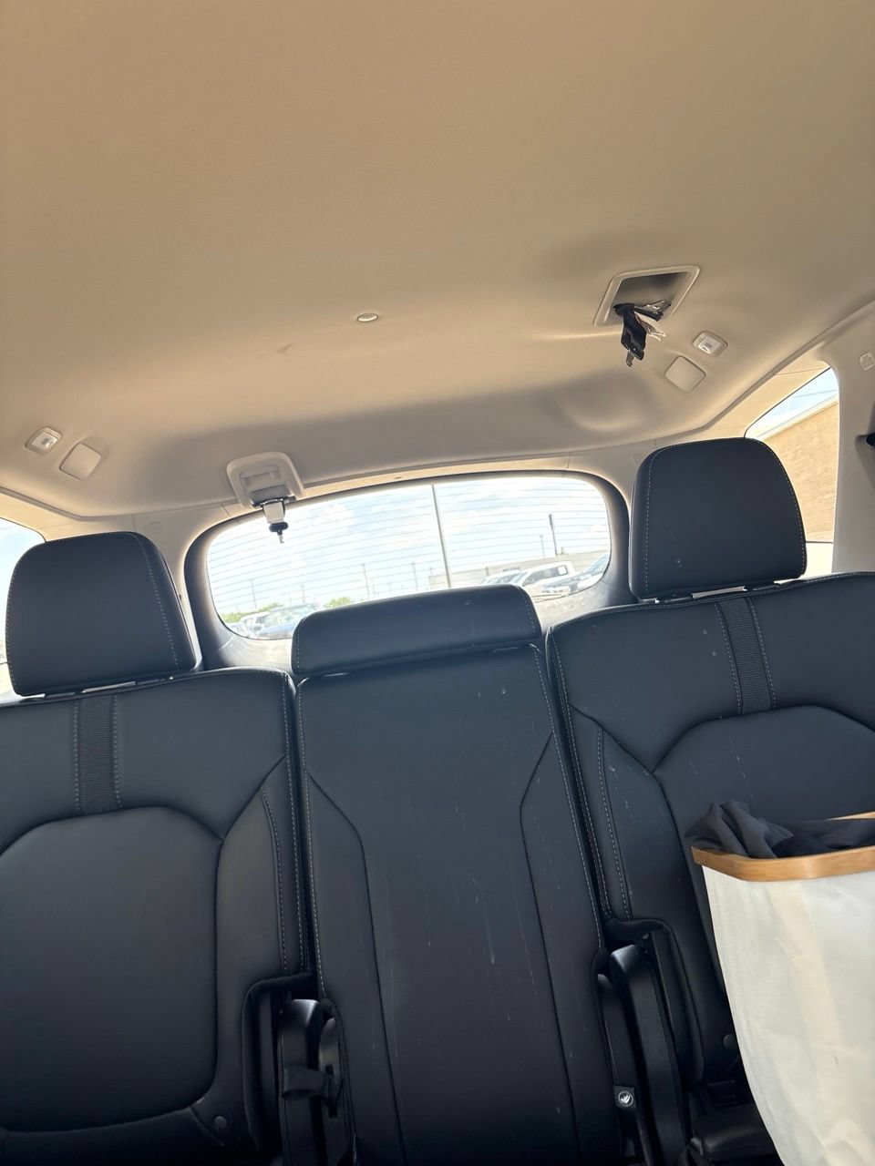Used 2025 Honda Pilot EX-L image 12