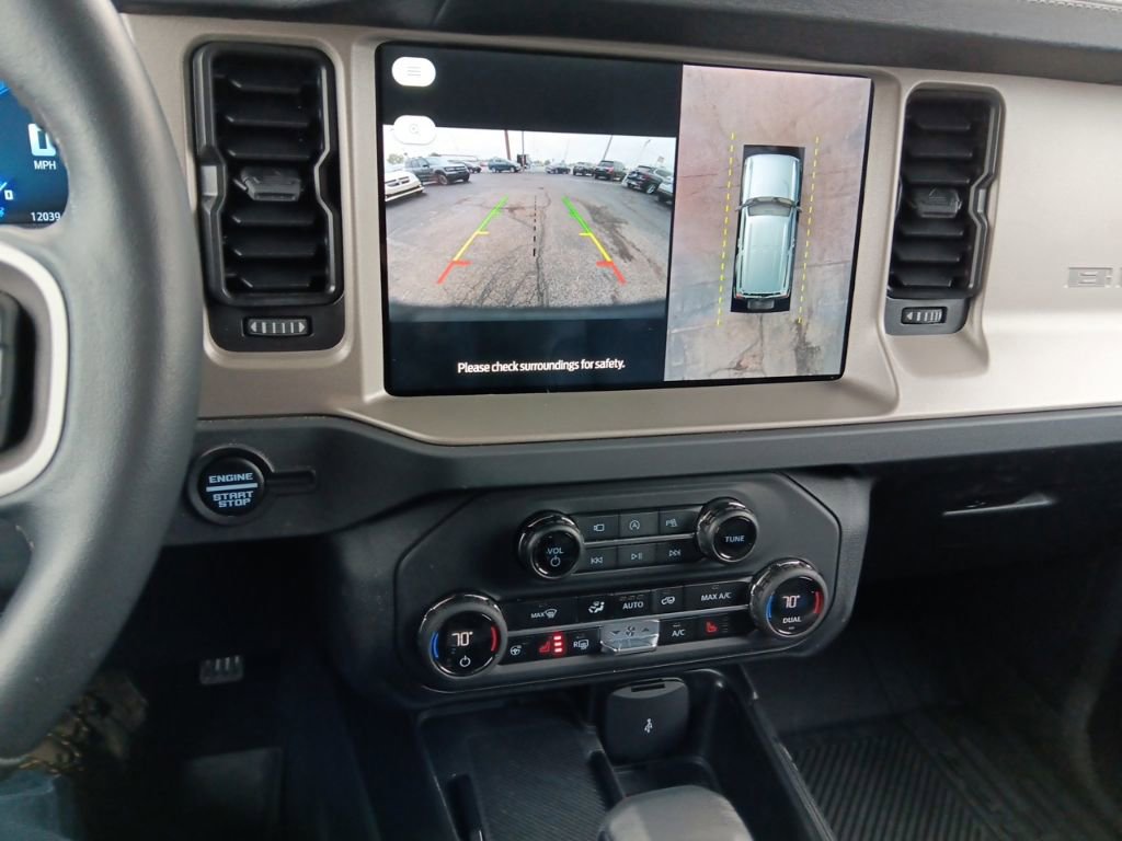 Used 2025 Ford Bronco Outer Banks AWD/4WD image 24