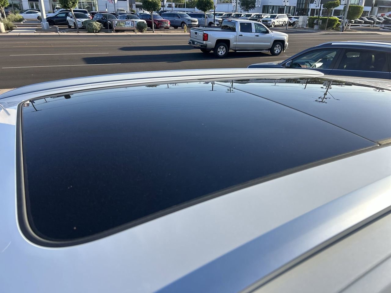 Certified 2024 Volkswagen Atlas Cross Sport SEL Premium R-Line AWD/4WD image 19