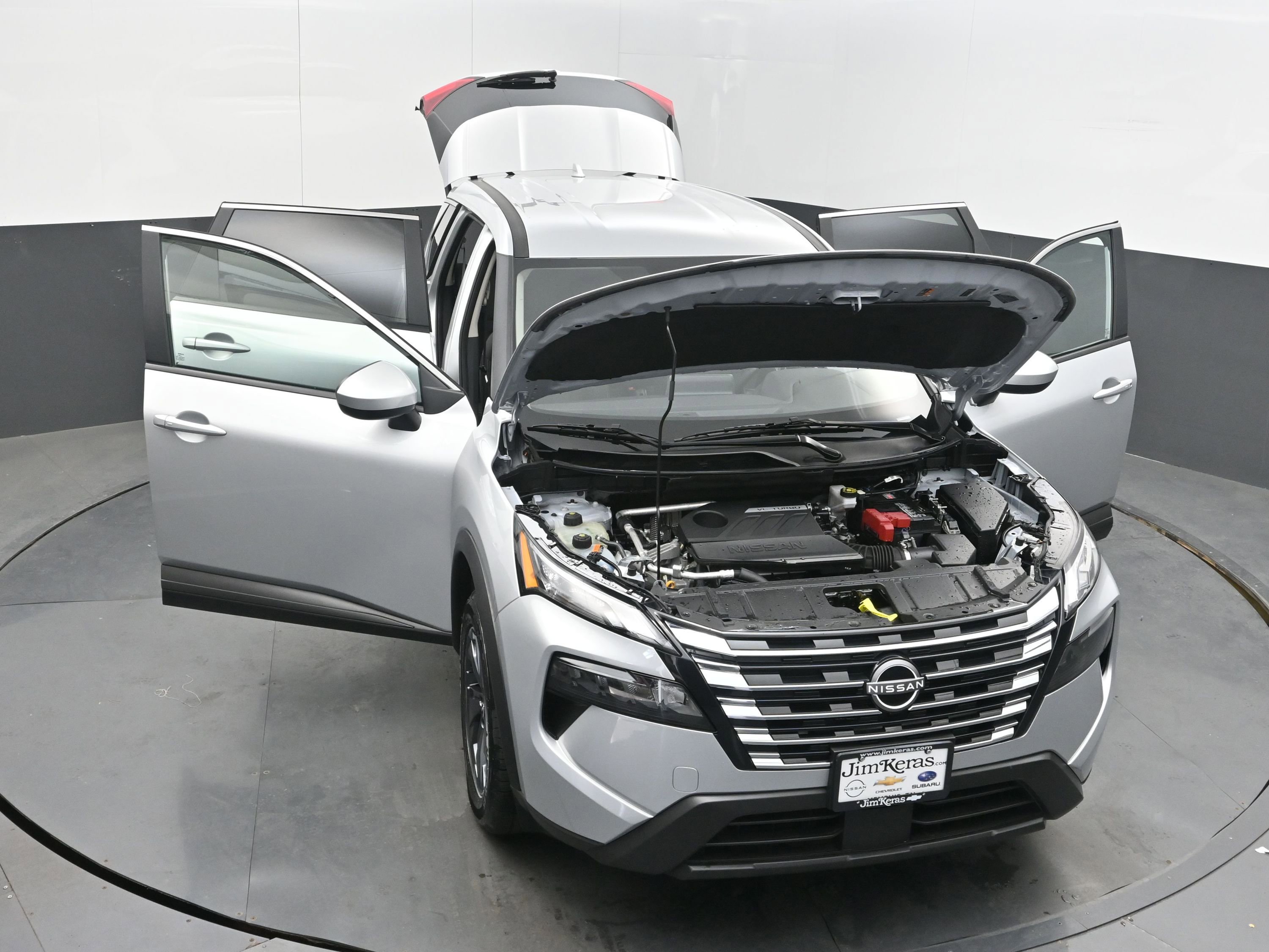 Used 2025 Nissan Rogue SV image 40