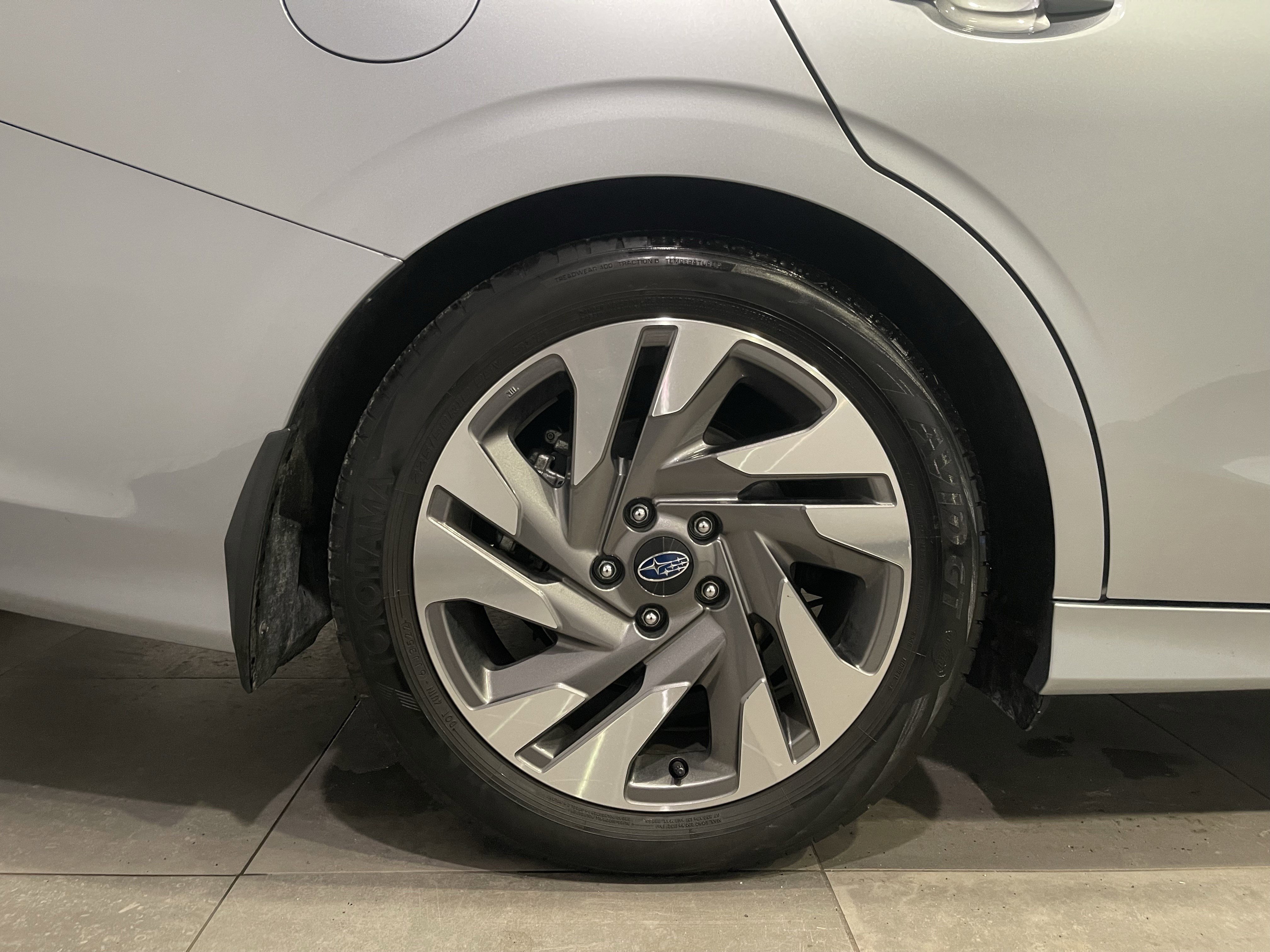 Used 2024 Subaru Legacy Limited image 9