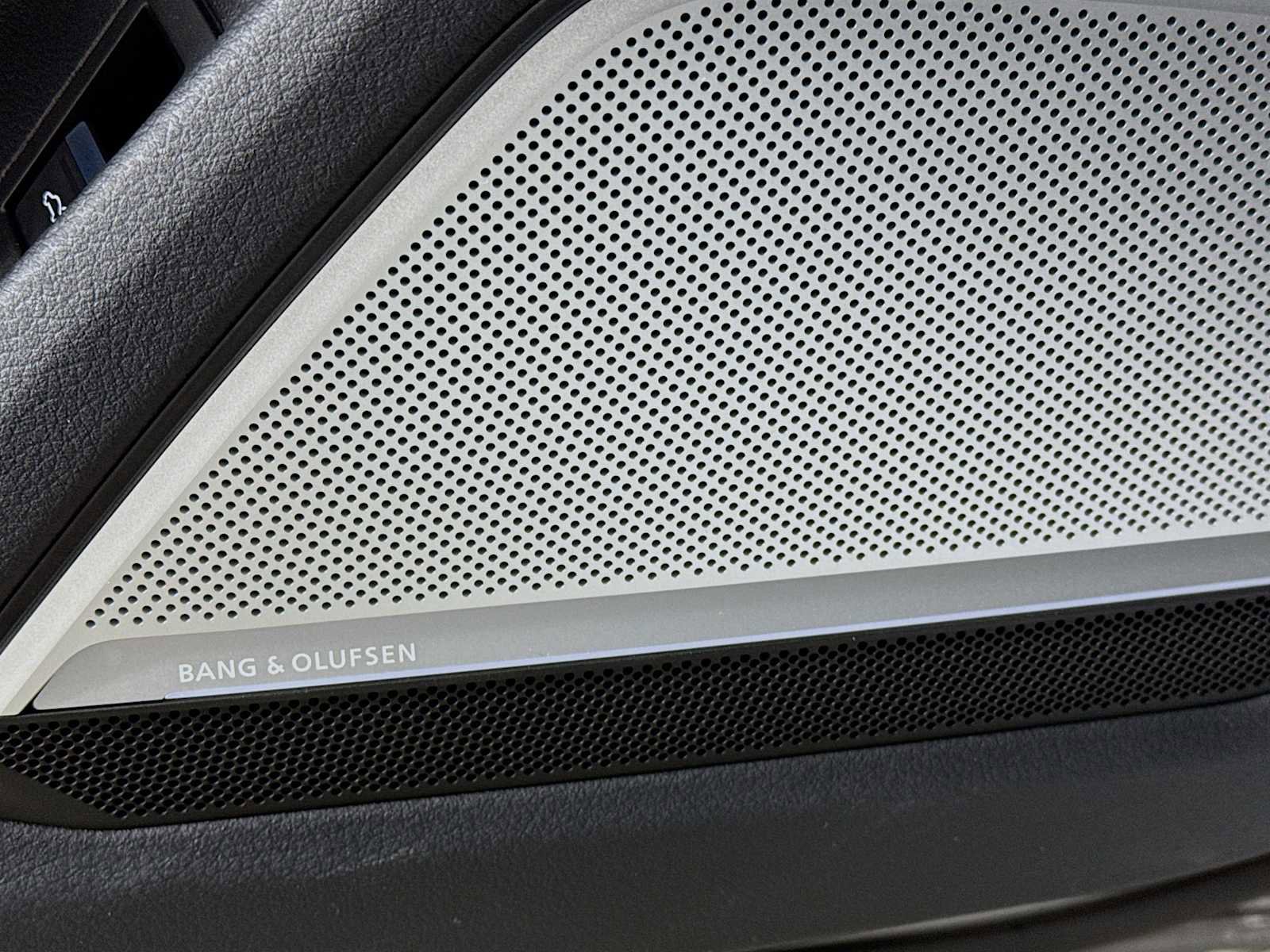 Used 2022 Audi RS 7 4.0T w/ Carbon Optic Package image 20