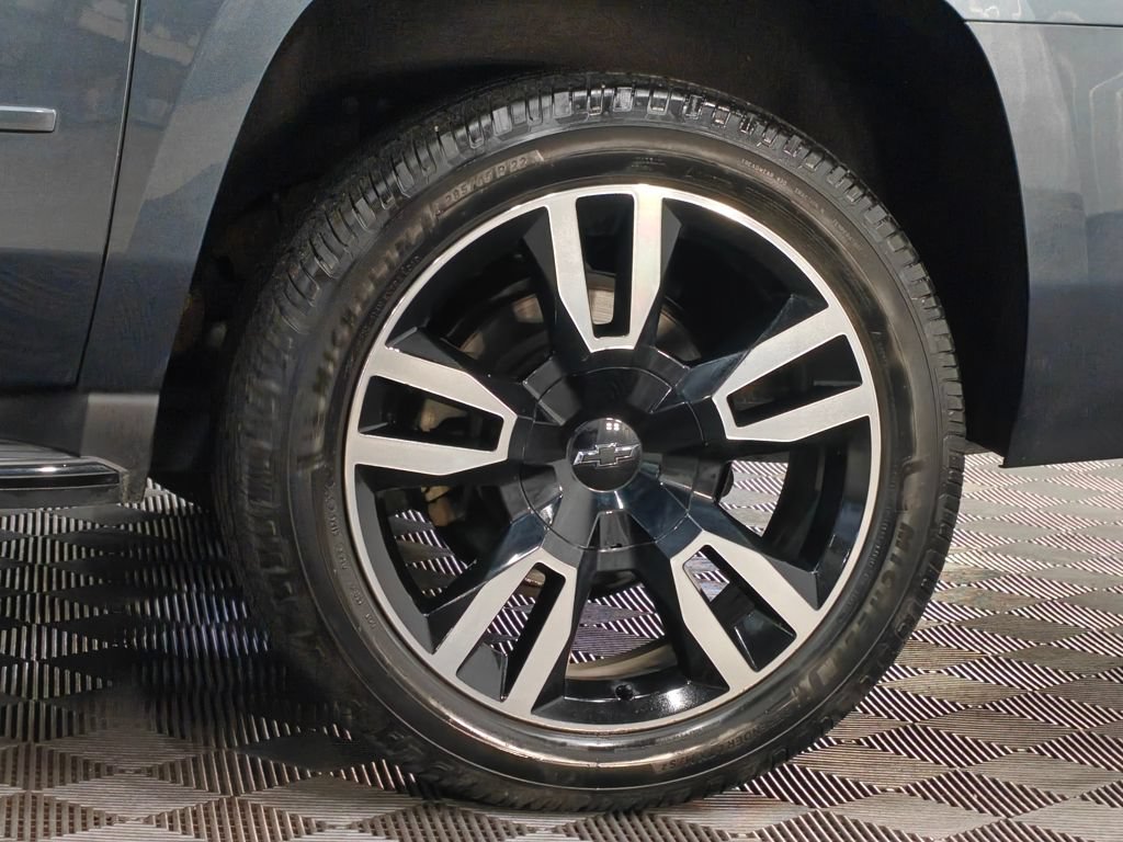 Used 2019 Chevrolet Suburban Premier RWD image 61