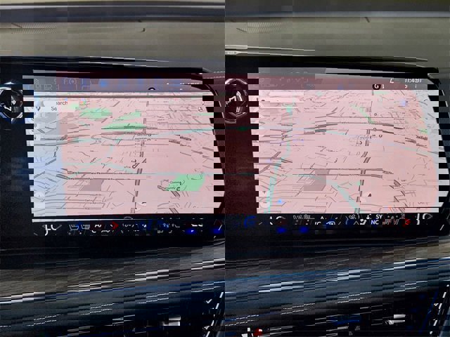 New 2025 Chevrolet Suburban Premier image 13