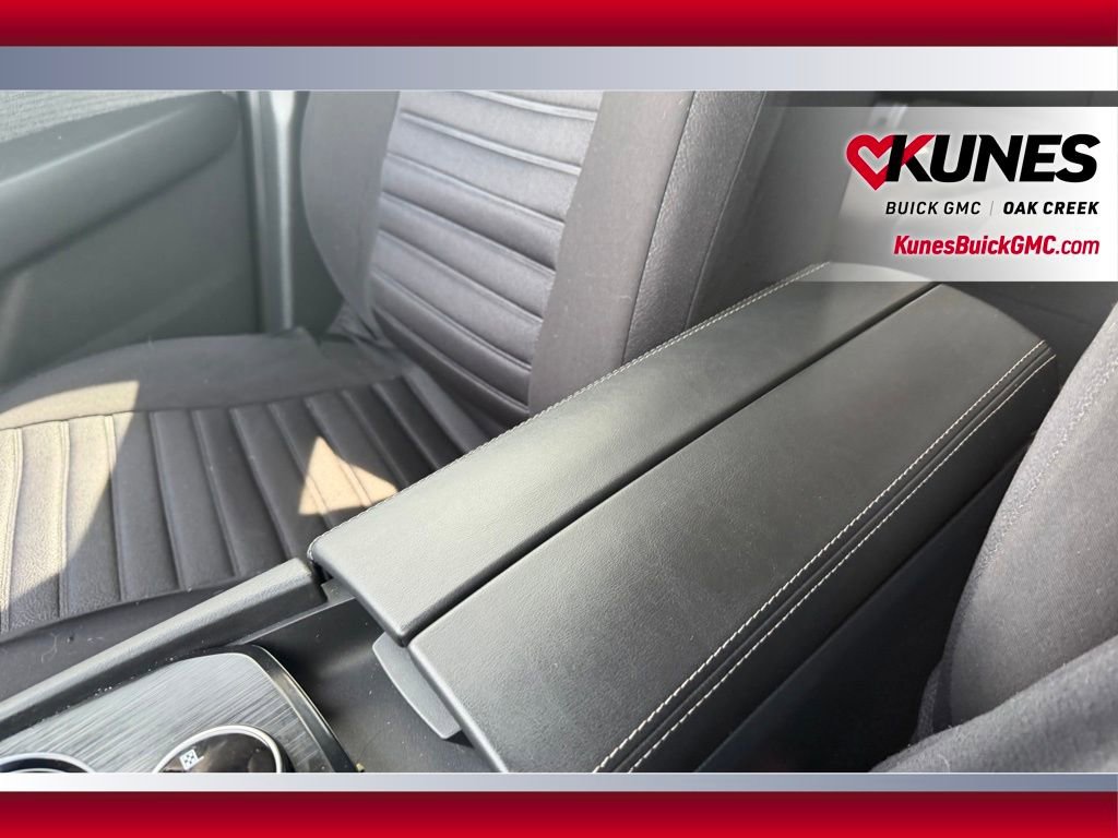 Used 2023 Nissan Rogue S AWD/4WD image 19