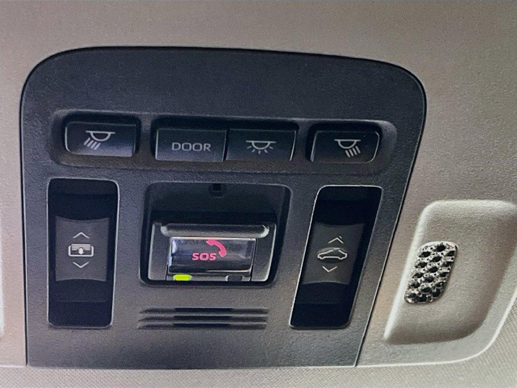 Used 2021 Toyota Camry XSE w/ Navigation Package FWD image 19