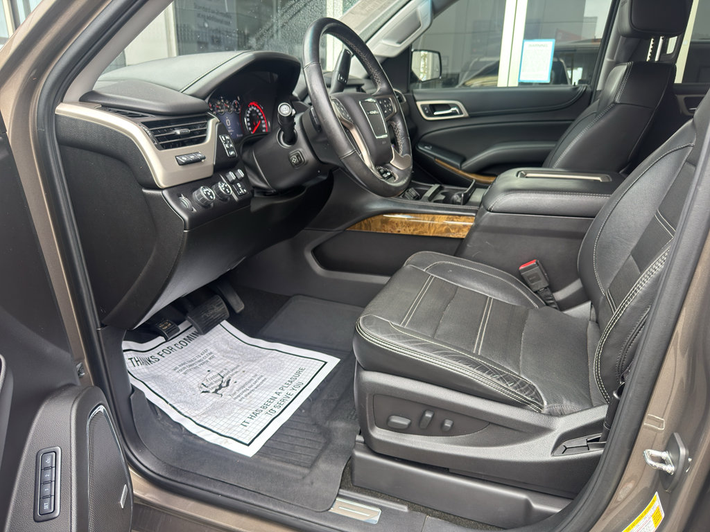 Used 2016 GMC Yukon Denali w/ Open Road Package image 5