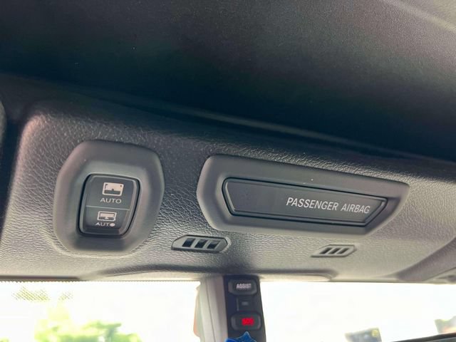 Used 2018 Jeep Wrangler Unlimited Rubicon AWD/4WD image 39