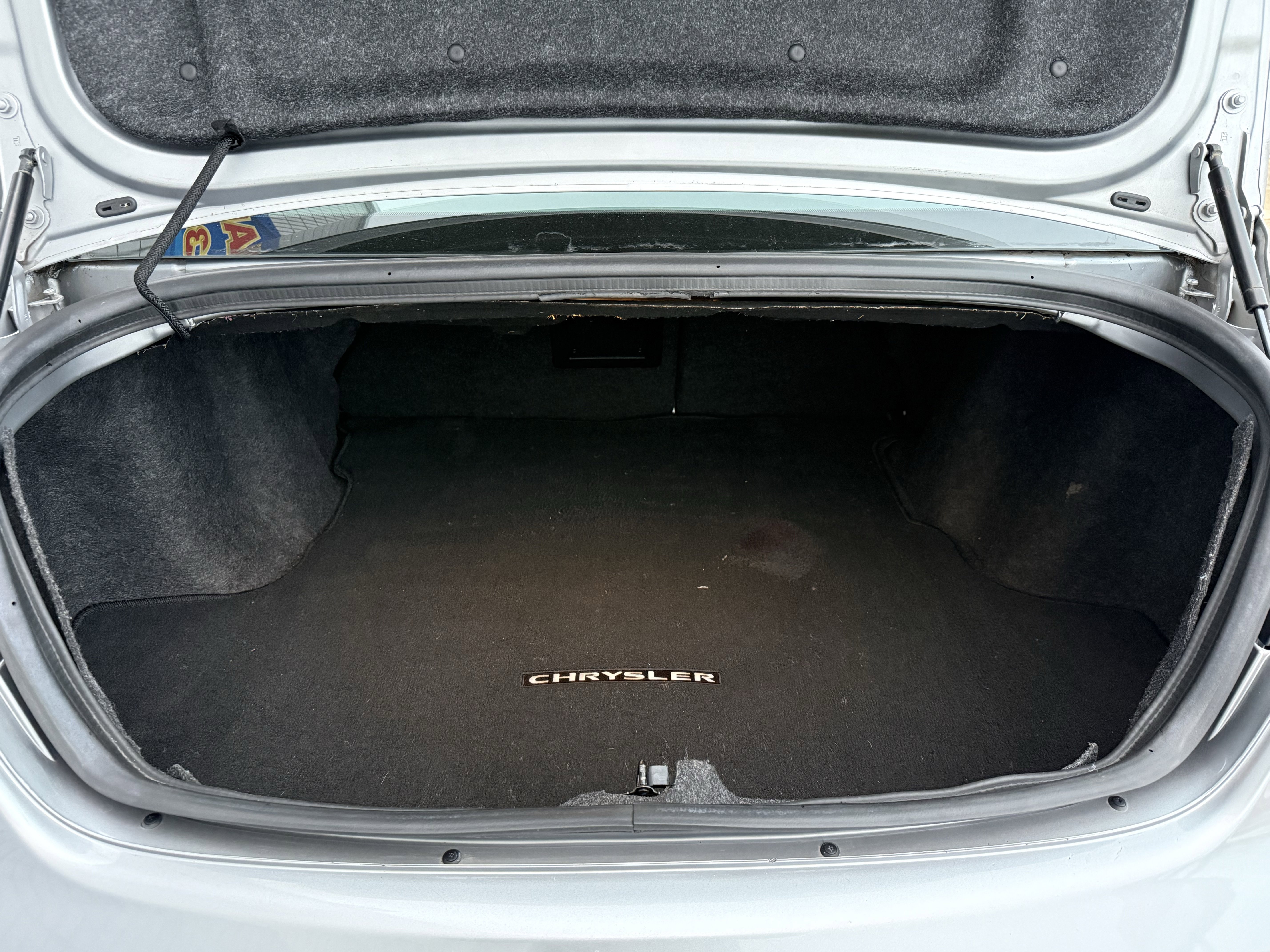 Used 2014 Chrysler 200 Limited image 9