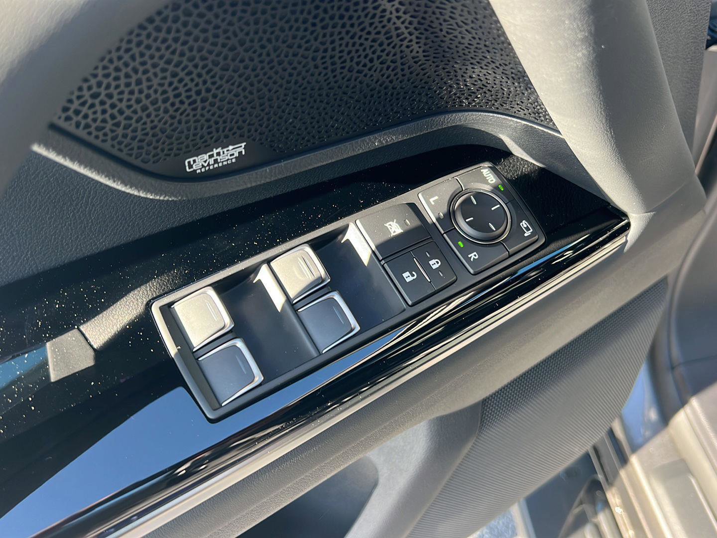 New 2026 Lexus LX 600 4WD w/ Luxury Package image 34