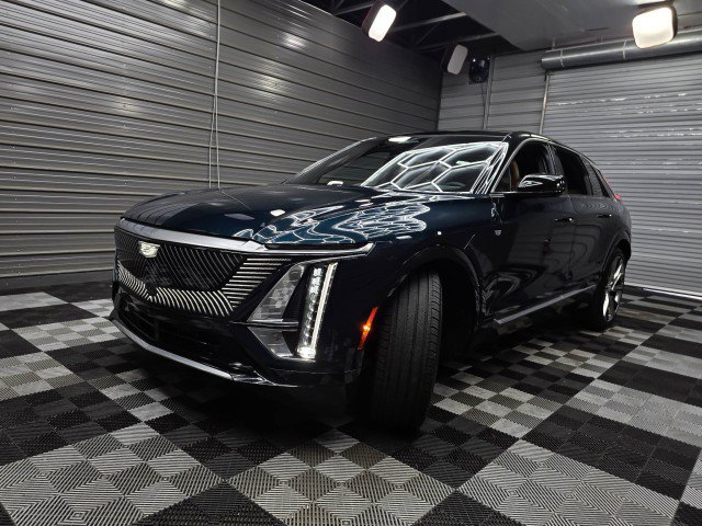 Used 2025 Cadillac Lyriq Luxury w/ Nappa Leather Package AWD/4WD image 46