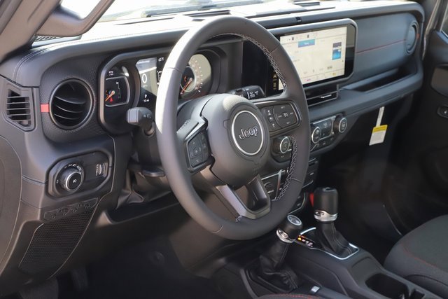 New 2026 Jeep Wrangler Unlimited Rubicon image 13