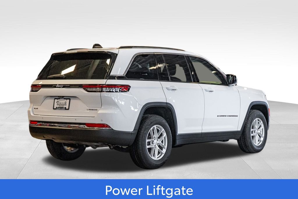 Used 2023 Jeep Grand Cherokee Laredo w/ Luxury Tech Group I image 7
