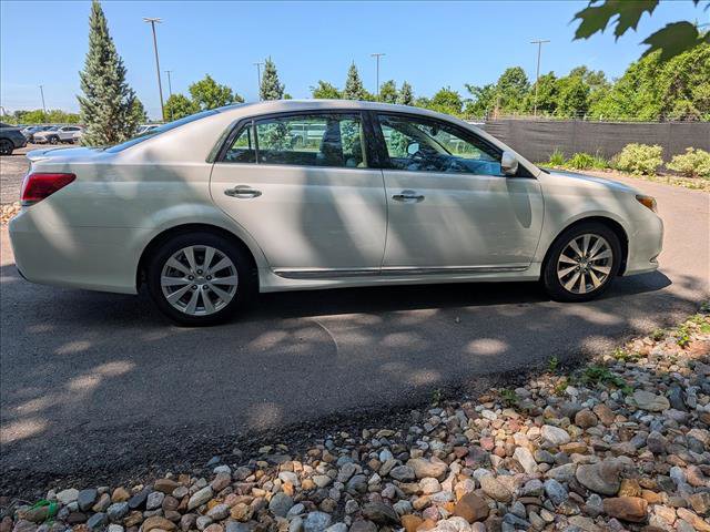 Used 2011 Toyota Avalon Limited FWD image 6