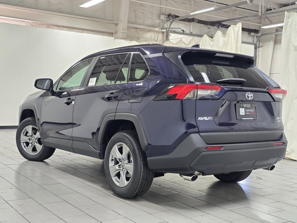 New 2025 Toyota RAV4 XLE image 15