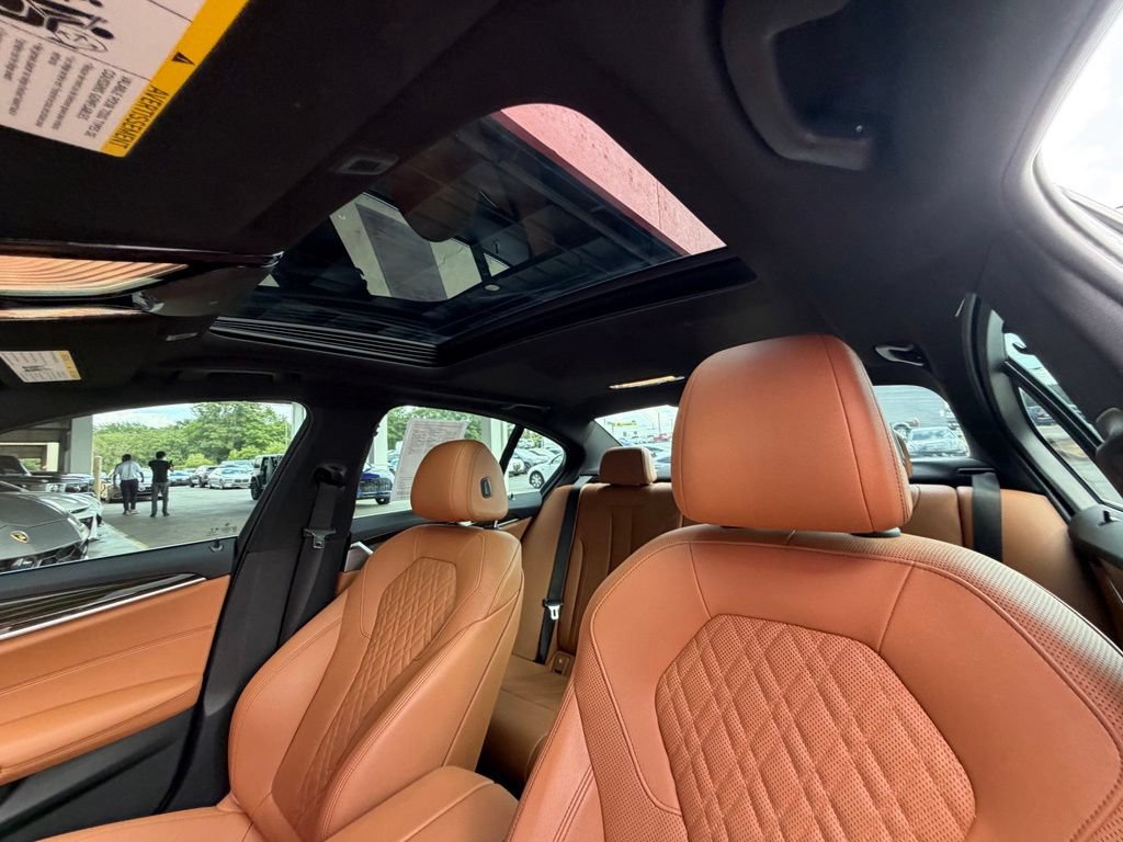 Used 2021 BMW 540i RWD image 30
