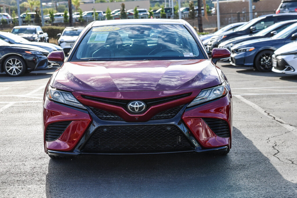 Used 2018 Toyota Camry XSE FWD image 18