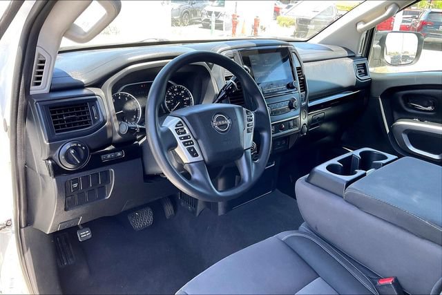 Used 2023 Nissan Titan SV AWD/4WD image 14