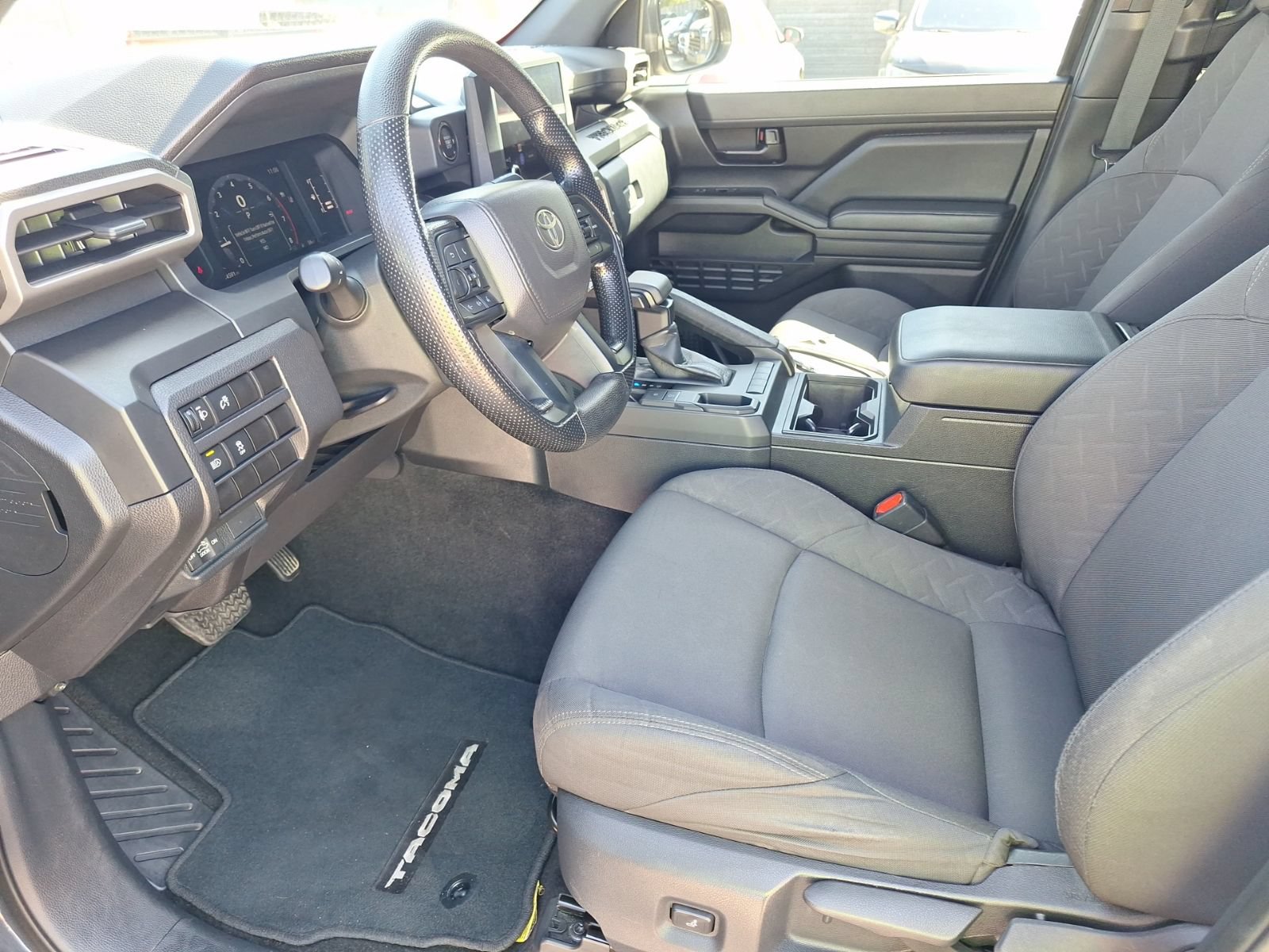 Used 2025 Toyota Tacoma SR RWD image 13