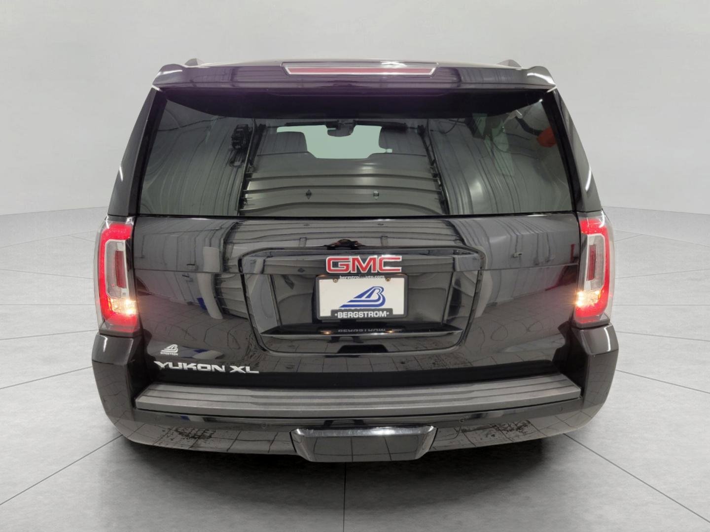 Used 2020 GMC Yukon XL SLT w/ Open Road Package image 30