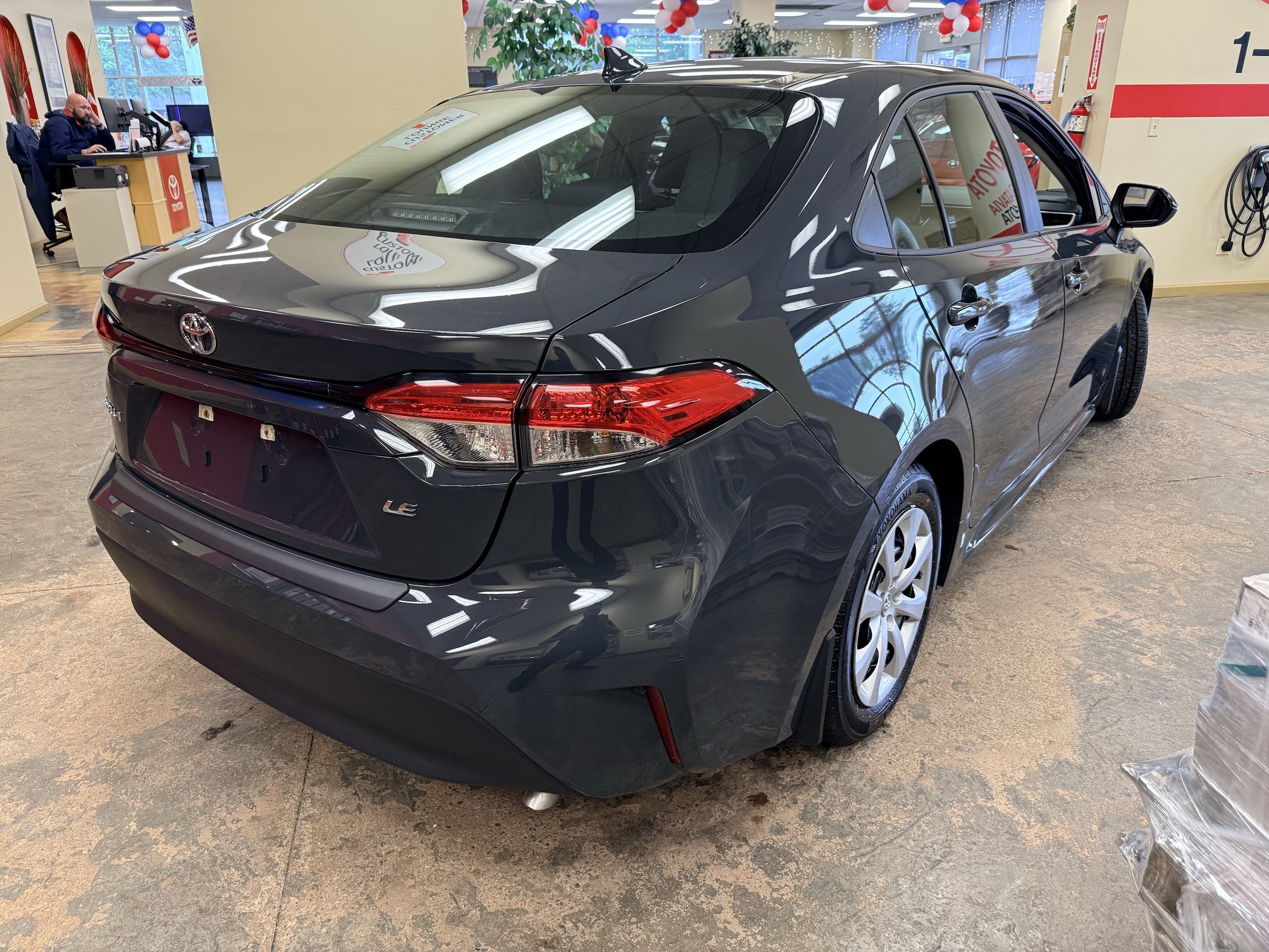 Used 2024 Toyota Corolla LE FWD image 15