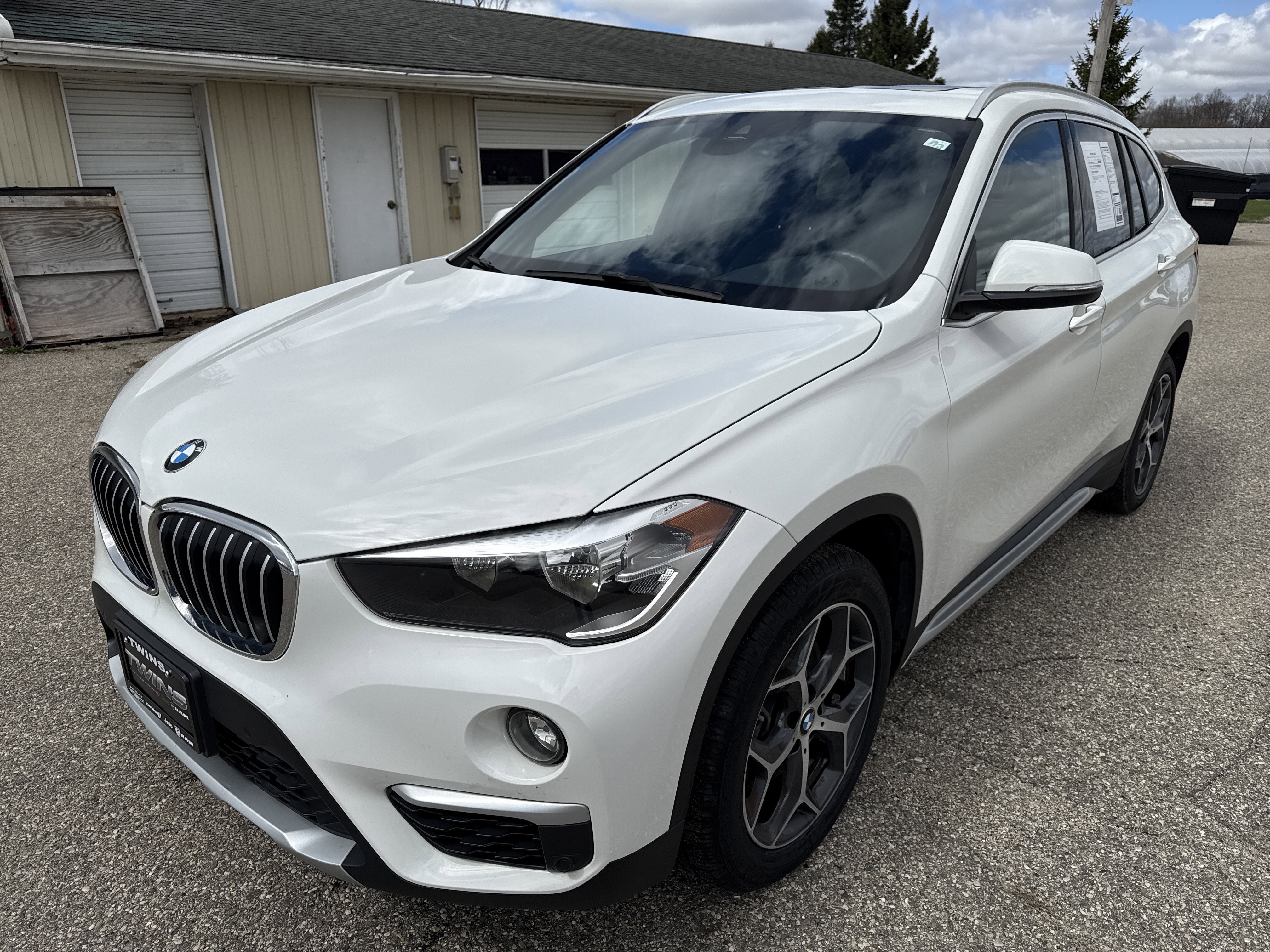 Used 2019 BMW X1 xDrive28i w/ Convenience Package image 11