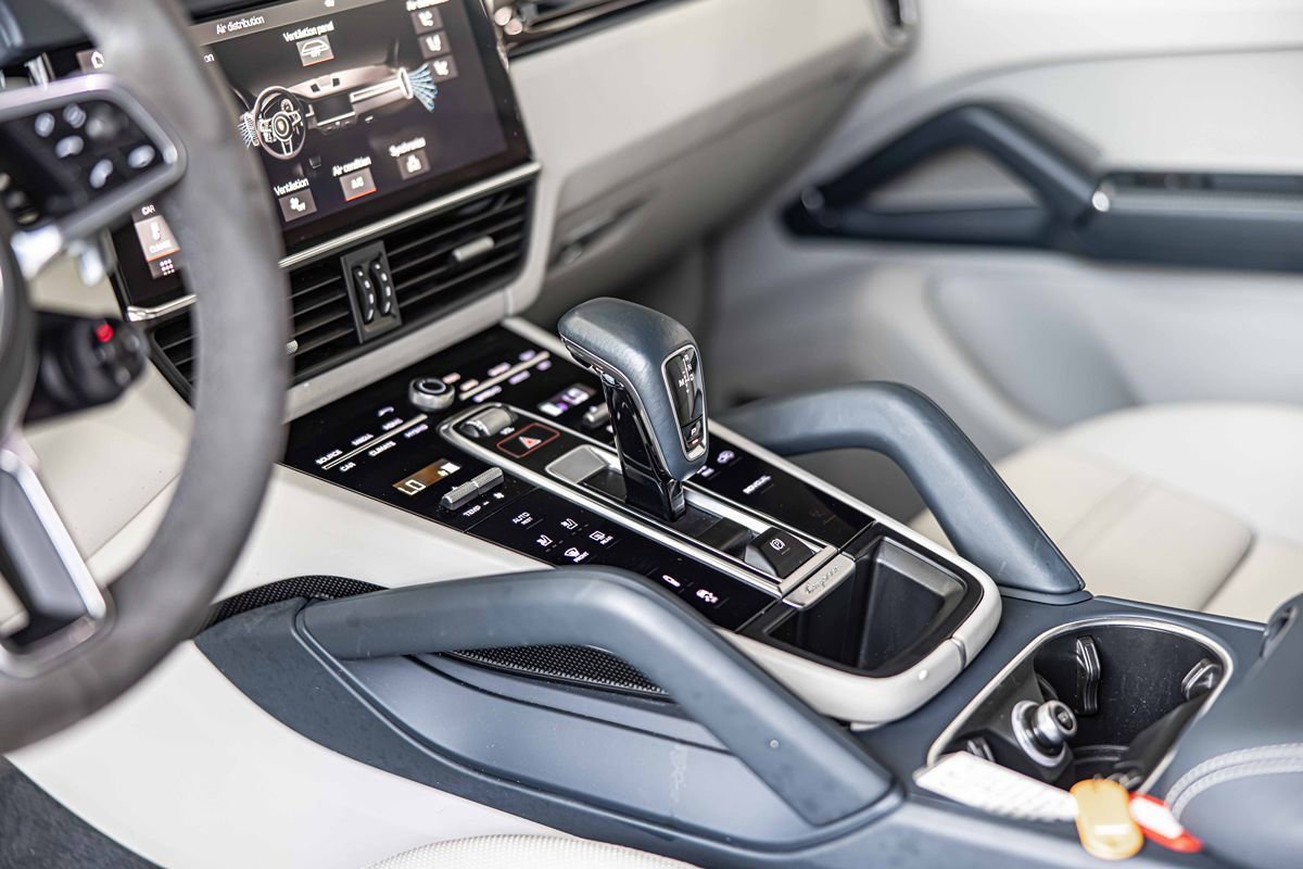 Used 2021 Porsche Cayenne E-Hybrid AWD/4WD image 24