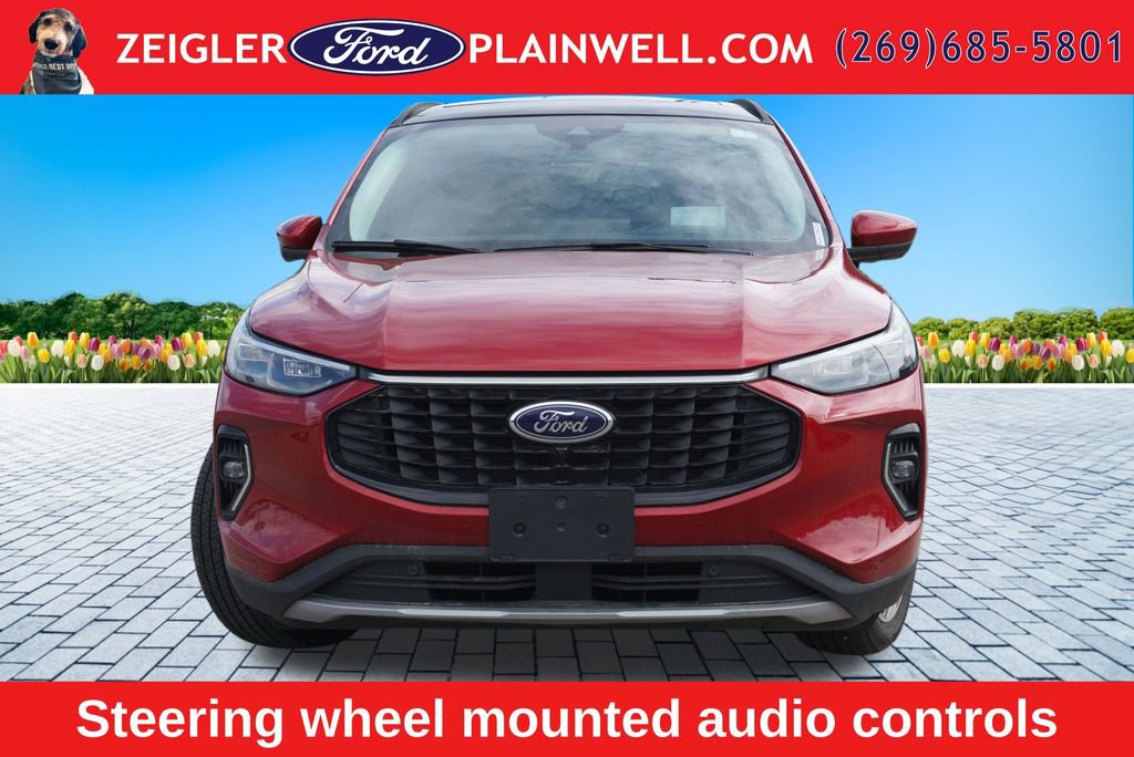 Used 2023 Ford Escape Platinum w/ Premium Technology Package AWD/4WD image 8