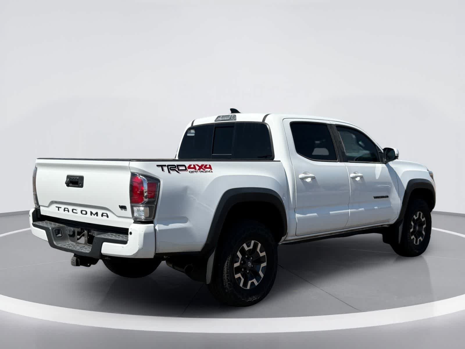 Used 2023 Toyota Tacoma TRD Off-Road w/ Advanced Technology Package AWD/4WD image 5