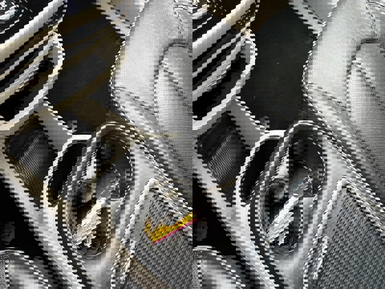 Used 2018 Chrysler Pacifica Limited image 22