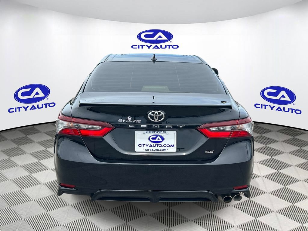 Used 2024 Toyota Camry SE FWD image 5