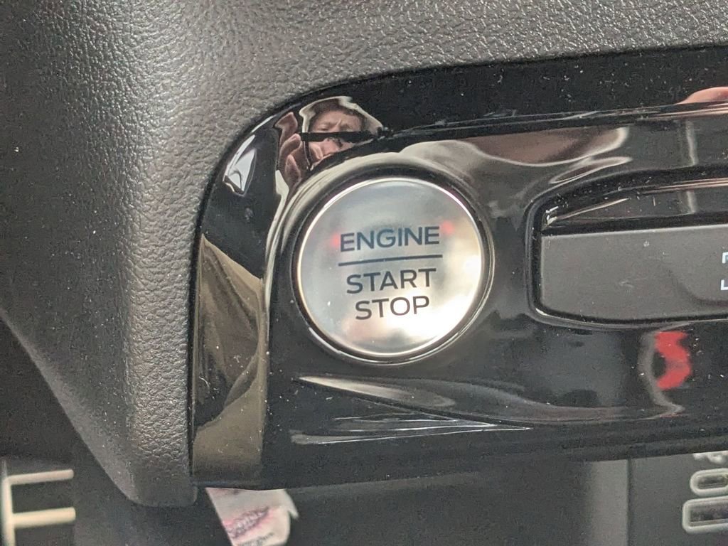 Used 2024 Ford Escape ST-Line w/ Tech Pack #1 image 19