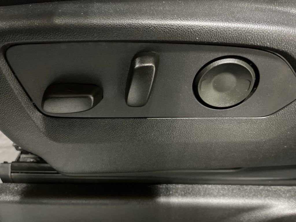 Certified 2024 Chevrolet Suburban Z71 w/ Off-Road Capability Package image 16