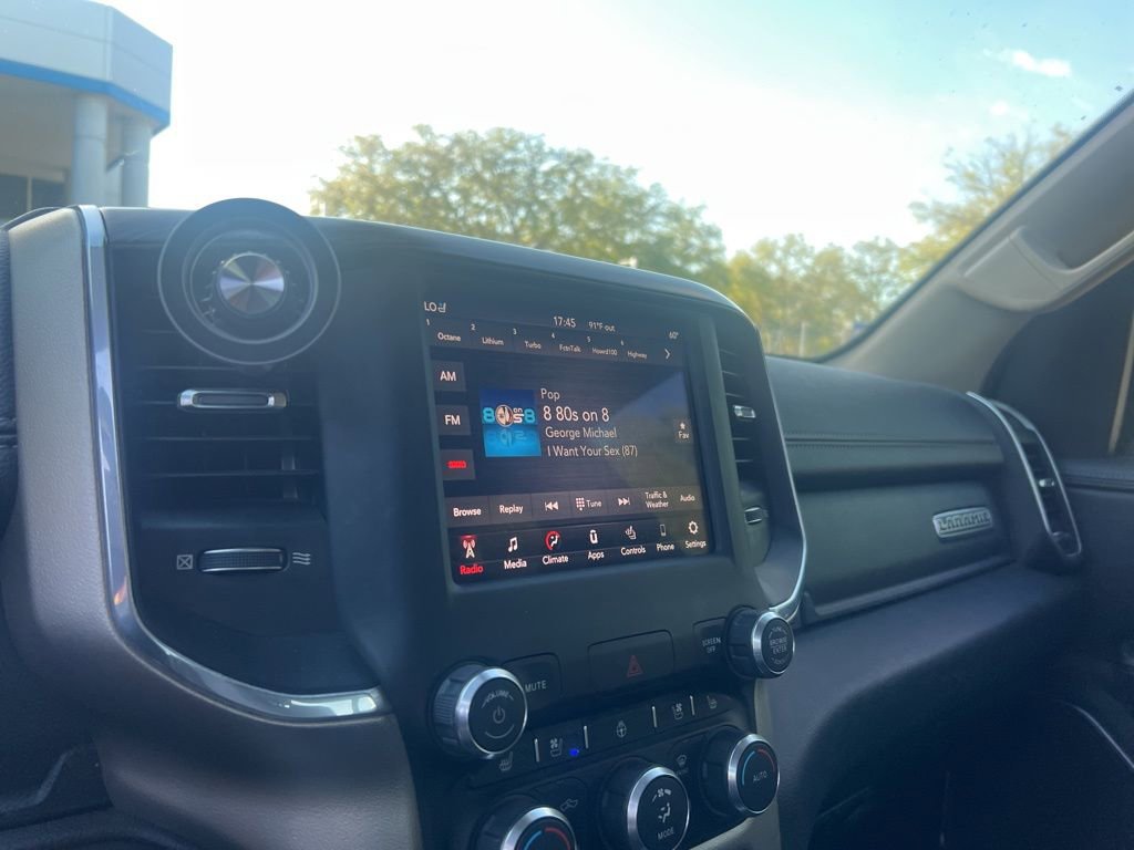 Used 2019 RAM 1500 Laramie image 9