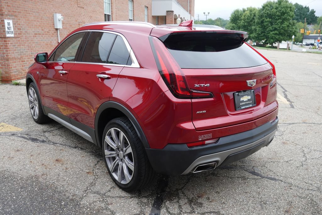 Used 2021 Cadillac XT4 Premium Luxury w/ Cold Weather Package AWD/4WD image 4