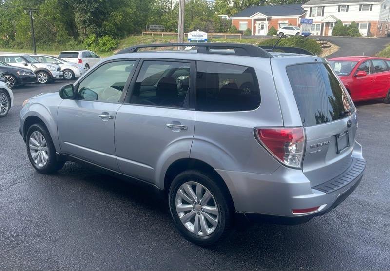 Used 2012 Subaru Forester 2.5X Limited AWD/4WD image 10