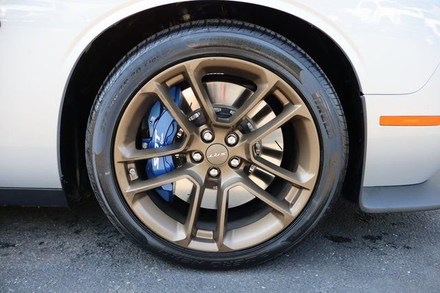 Used 2023 Dodge Challenger SRT Hellcat image 13