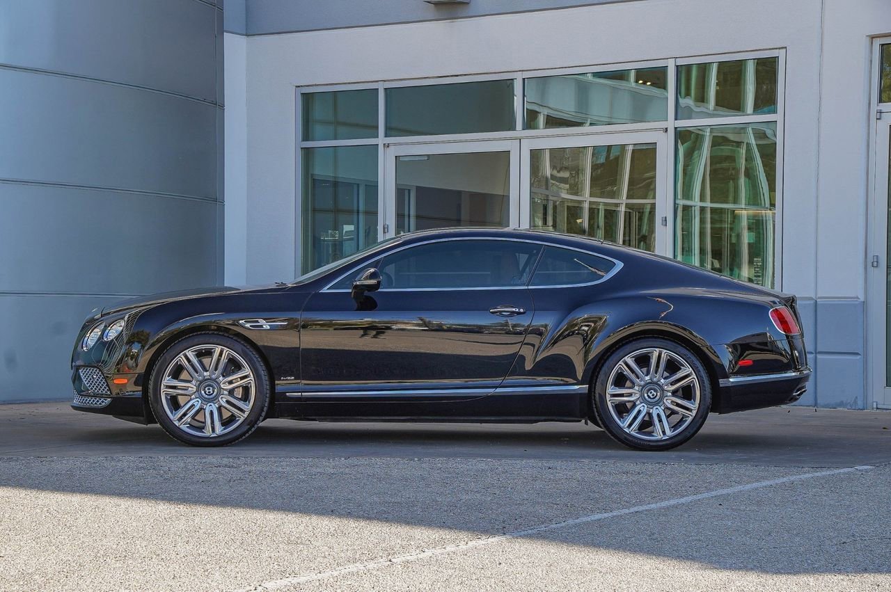 Used 2016 Bentley Continental GT image 11