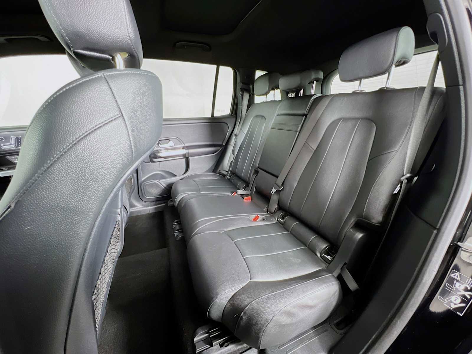 Used 2023 Mercedes-Benz GLB 250 4MATIC image 25