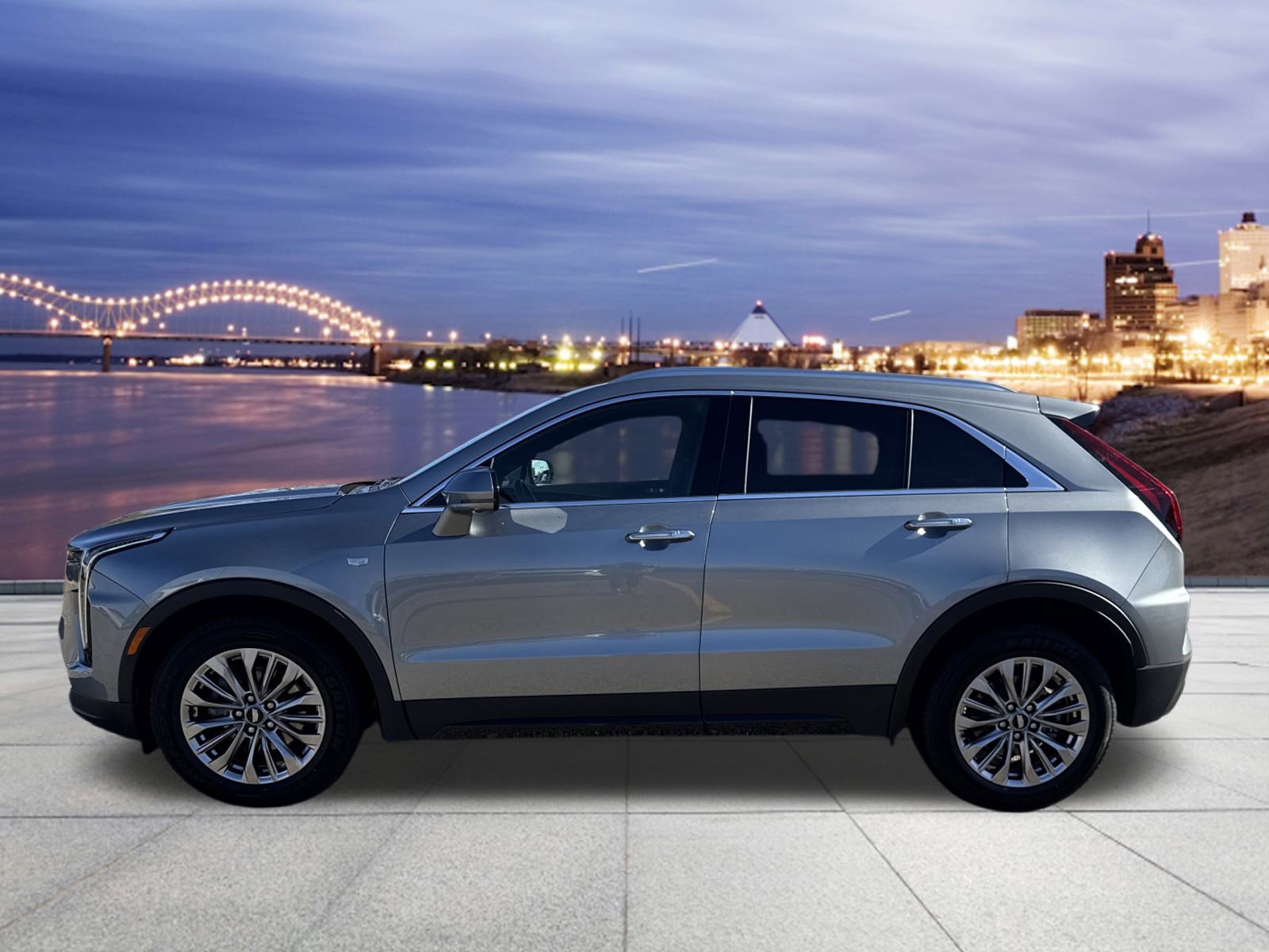 Used 2025 Cadillac XT4 Premium Luxury image 2