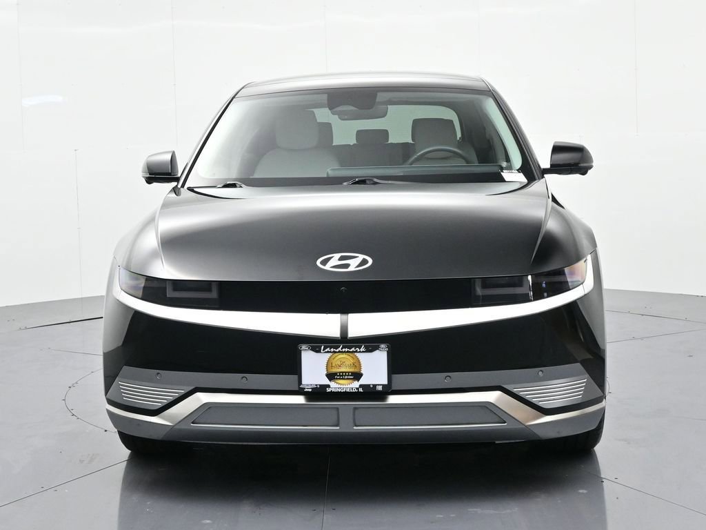 Used 2023 Hyundai Ioniq 5 Limited image 3