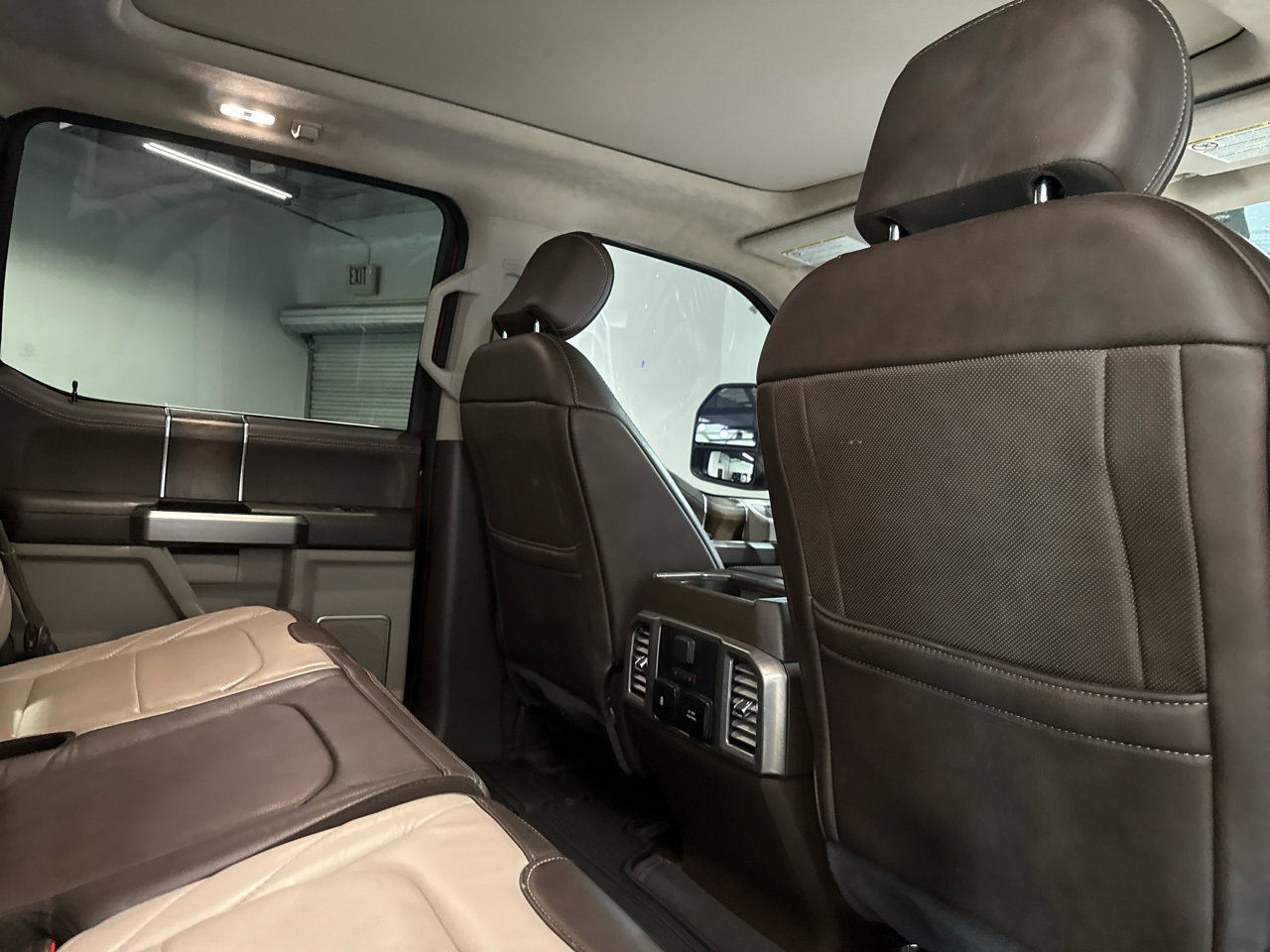 Used 2019 Ford F250 Limited w/ FX4 Off-Road Package image 27