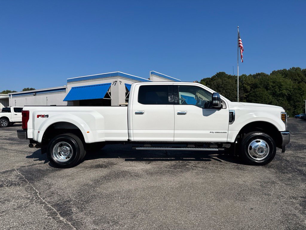 Used 2019 Ford F350 Lariat w/ Chrome Package AWD/4WD image 2