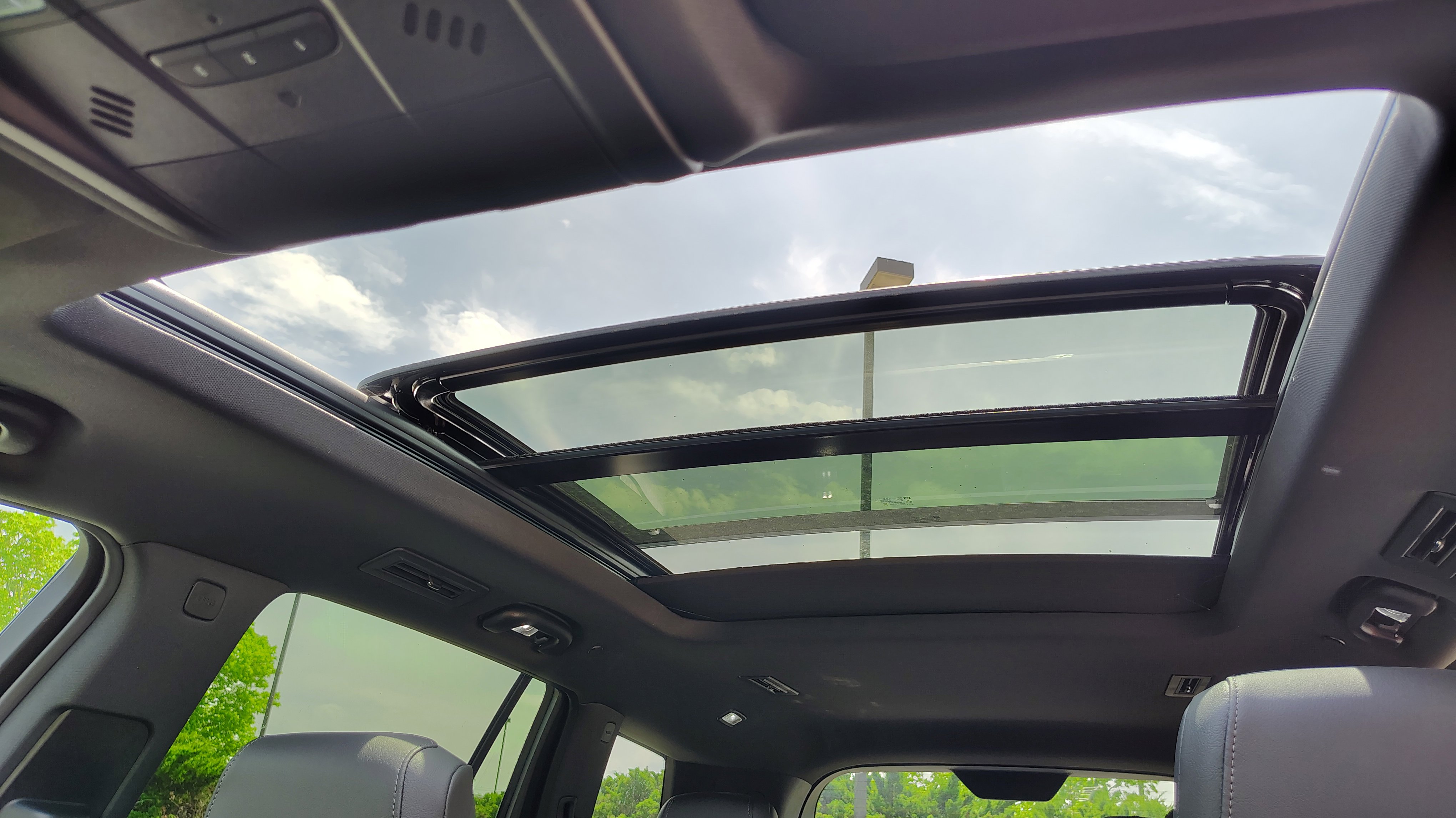 New 2025 Cadillac XT6 Luxury w/ LPO, Premium Carpet Package image 34