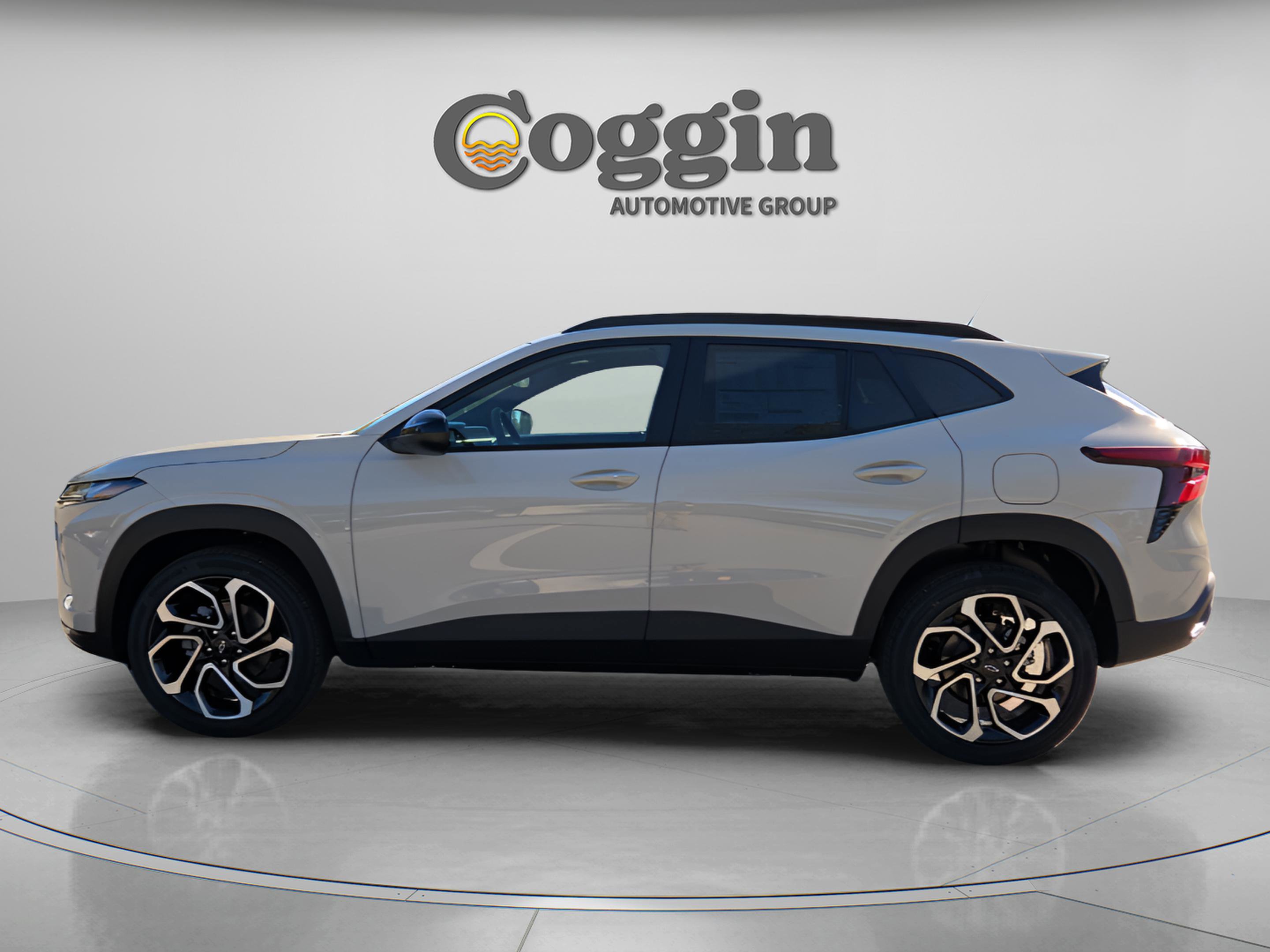 New 2026 Chevrolet Trax RS w/ Driver Confidence Package image 3