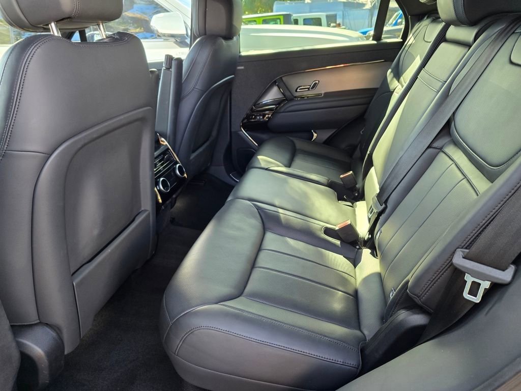 Used 2024 Land Rover Range Rover Sport Dynamic SE image 30