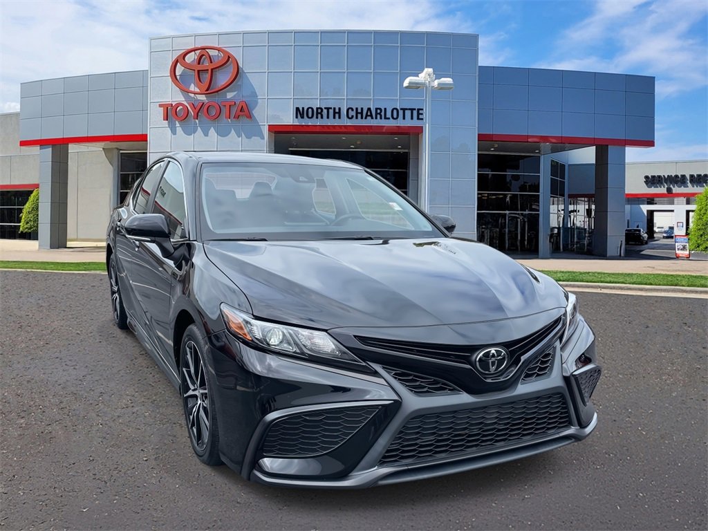 Used 2022 Toyota Camry SE