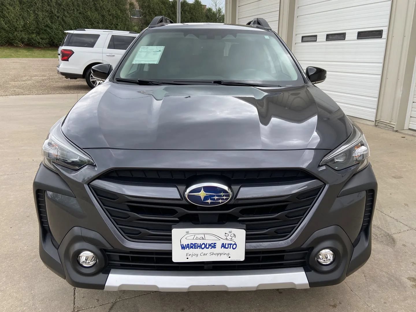 Used 2023 Subaru Outback Limited AWD/4WD image 3
