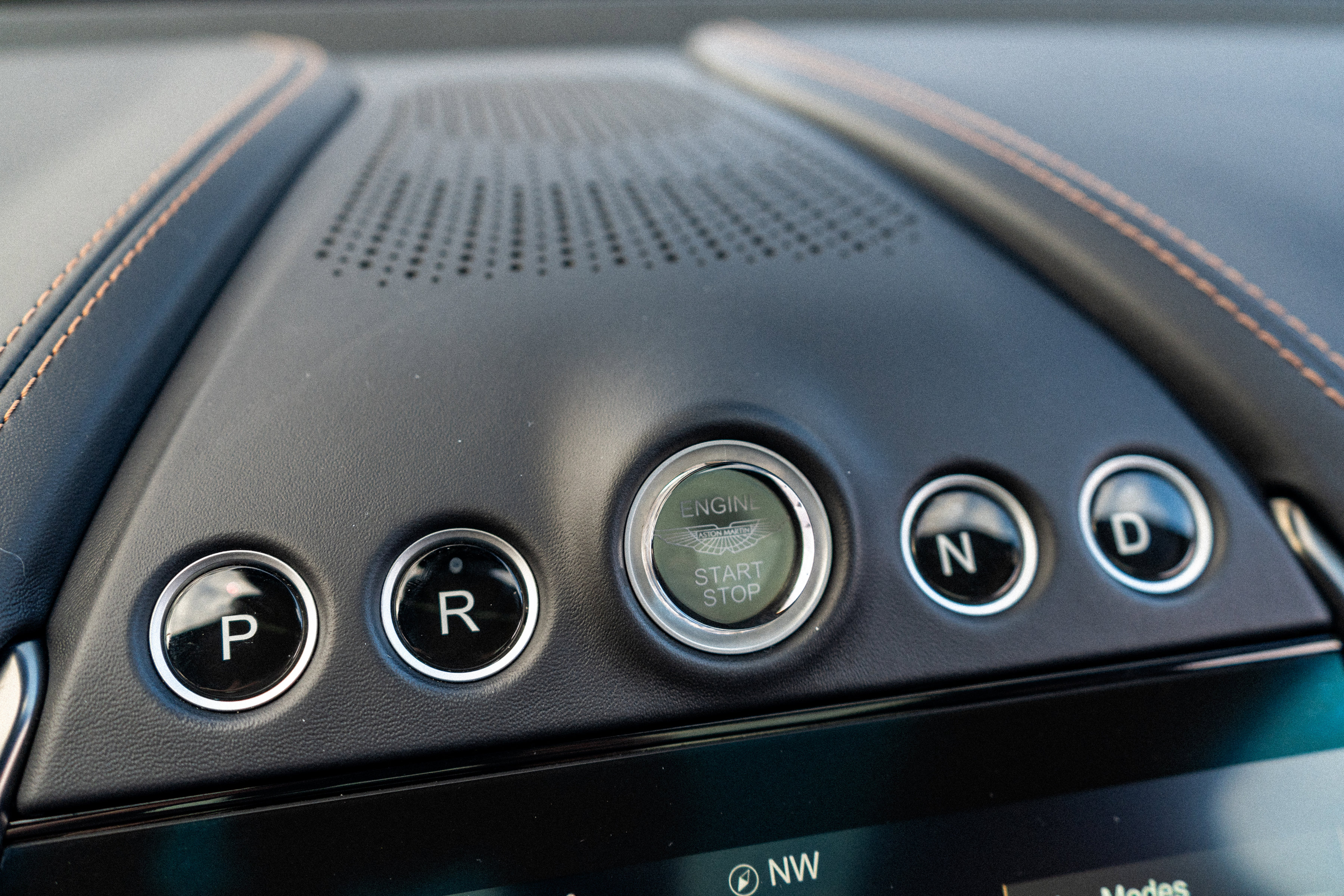 Used 2023 Aston Martin DBX 707 image 18