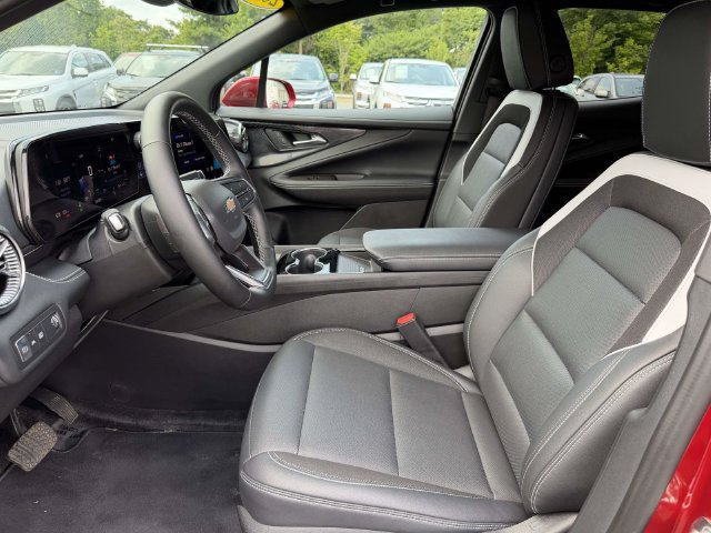 Used 2024 Chevrolet Blazer EV LT AWD/4WD image 16